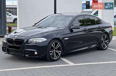 Седан BMW 5 Series 2012 в 