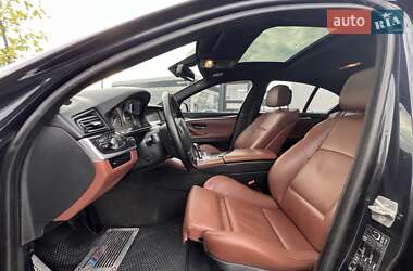 Седан BMW 5 Series 2012 в 