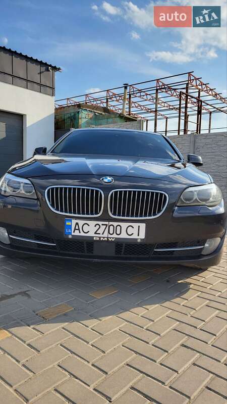 Седан BMW 5 Series 2010 в Харькове