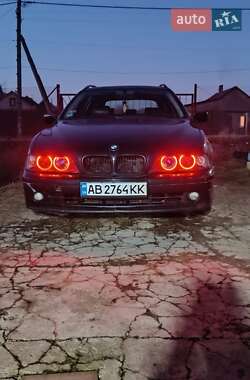 Універсал BMW 5 Series 2001 в Синельниковому