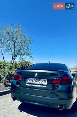 Седан BMW 5 Series 2011 в 