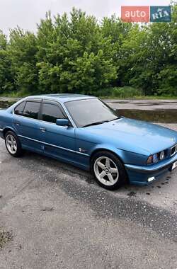 Седан BMW 5 Series 1994 в Полонном