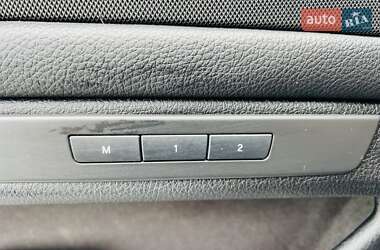 Седан BMW 5 Series 2012 в 