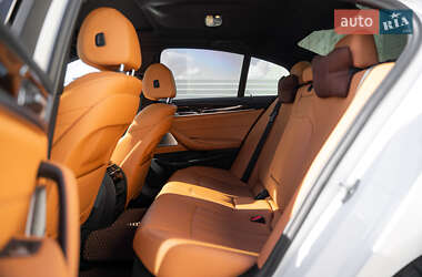 Седан BMW 5 Series 2021 в 