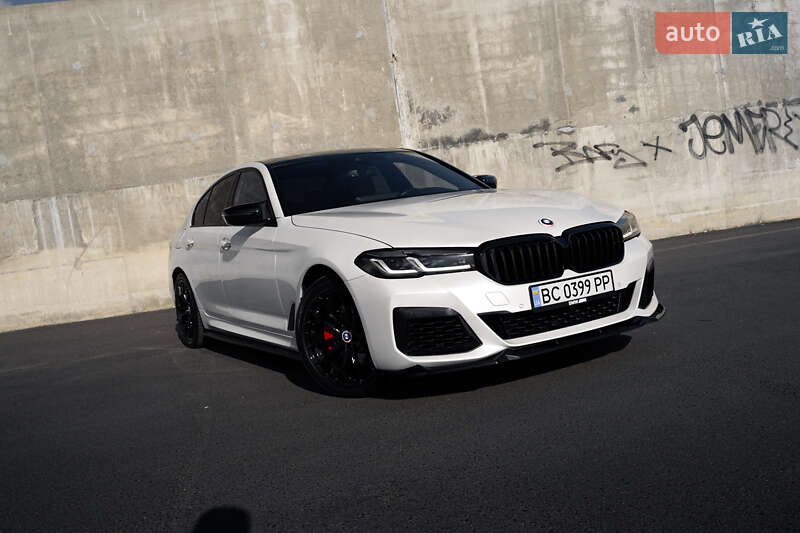 Седан BMW 5 Series 2021 в Львове