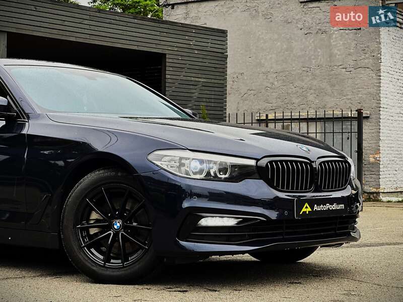 Седан BMW 5 Series 2016 в Києві