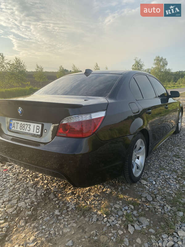 Седан BMW 5 Series 2004 в Ивано-Франковске