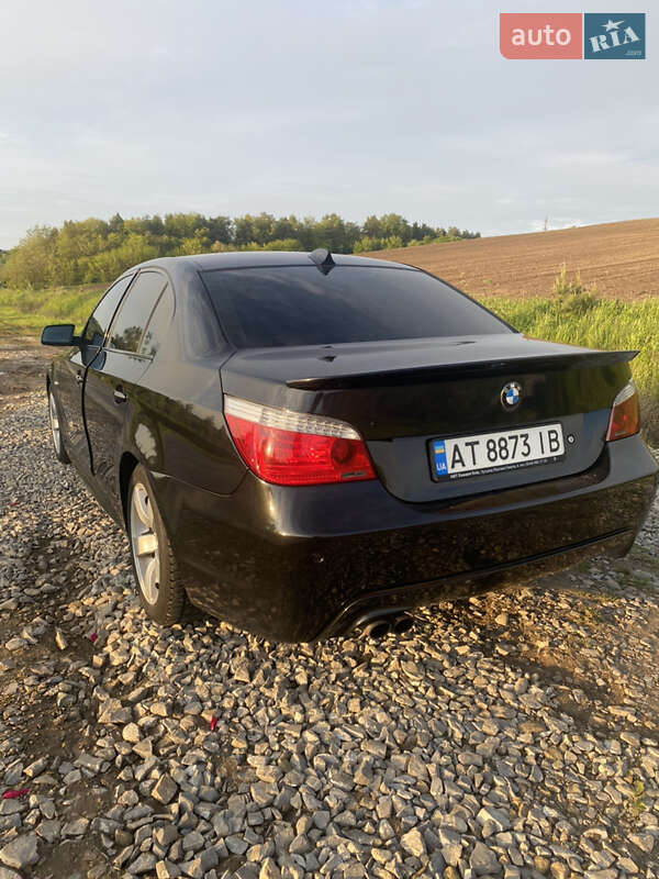Седан BMW 5 Series 2004 в Ивано-Франковске