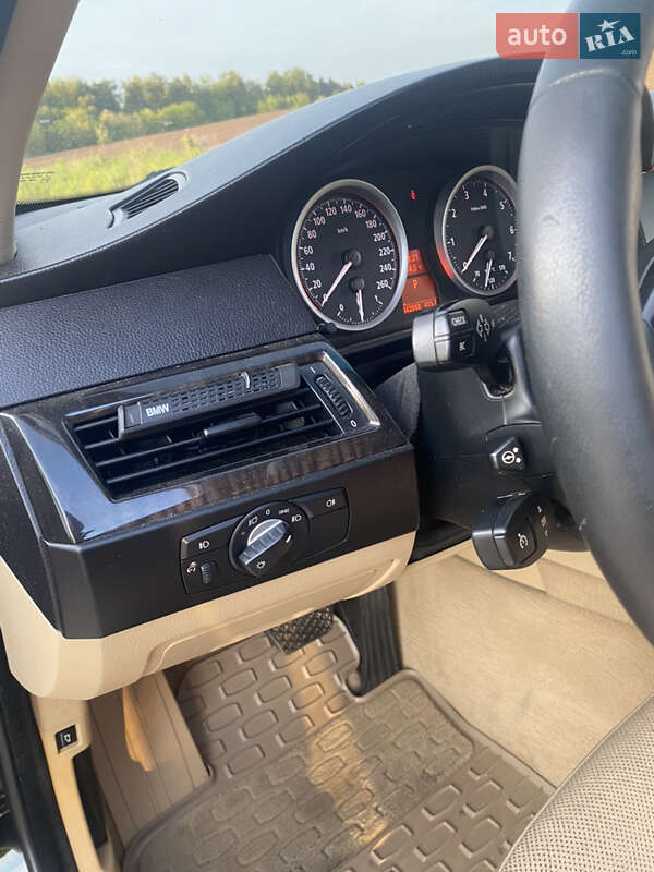 Седан BMW 5 Series 2004 в Ивано-Франковске
