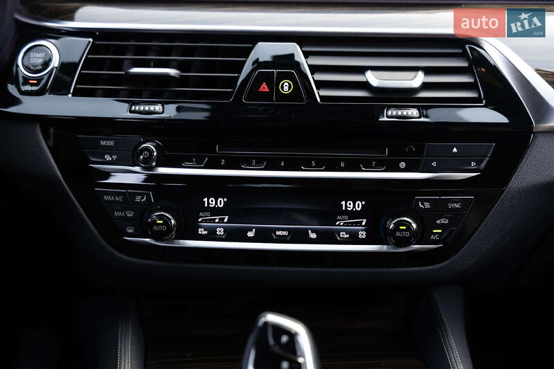 Седан BMW 5 Series 2018 в Луцьку