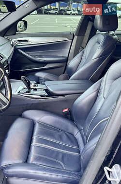 Седан BMW 5 Series 2017 в 