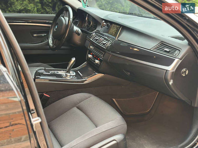 Седан BMW 5 Series 2014 в Киеве