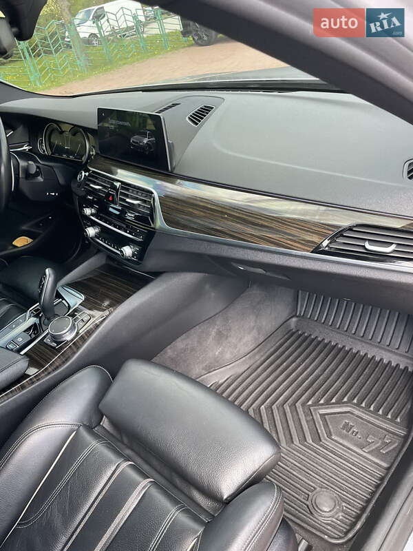 Седан BMW 5 Series 2018 в Трускавце