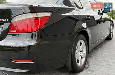 Седан BMW 5 Series 2008 в 