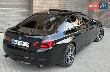 Седан BMW 5 Series 2012 в 