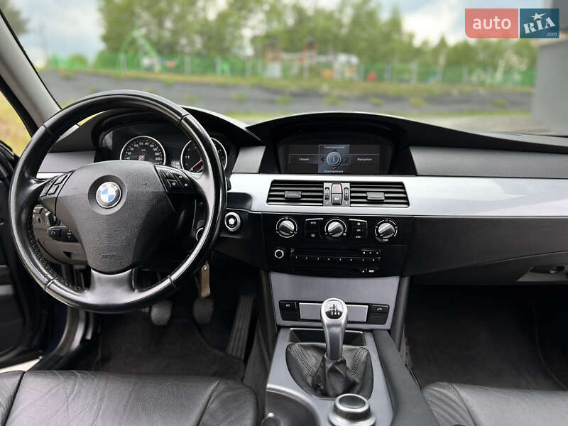 Седан BMW 5 Series 2007 в Новояворовске