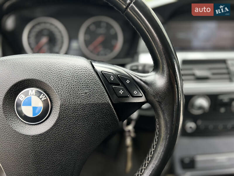 Седан BMW 5 Series 2007 в Новояворовске