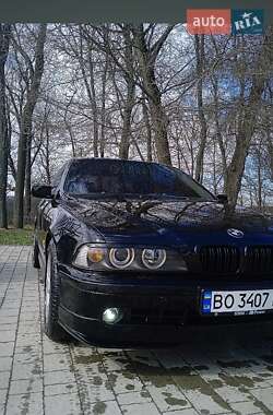 Седан BMW 5 Series 2000 в 