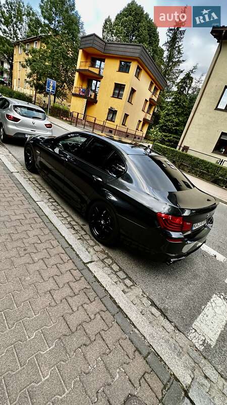 Седан BMW 5 Series 2014 в Кременчуці