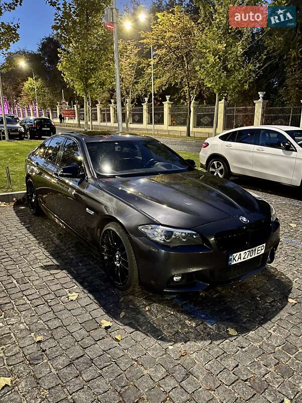 Седан BMW 5 Series 2014 в Кременчуці