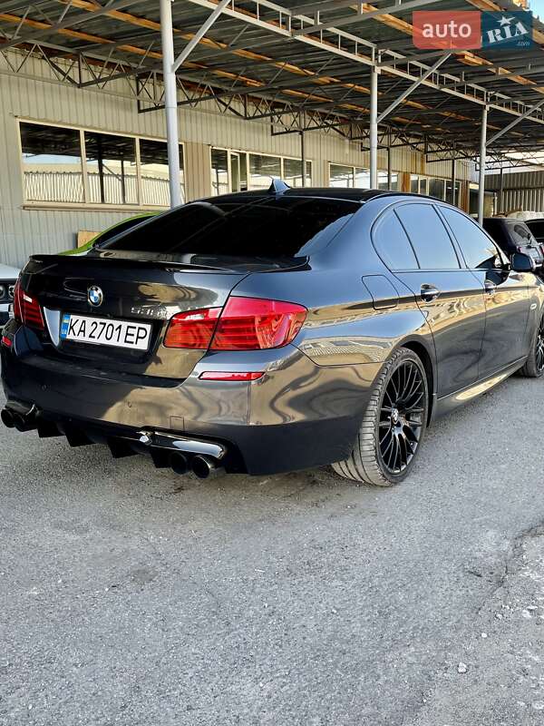 Седан BMW 5 Series 2014 в Кременчуці