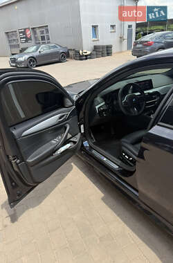 Седан BMW 5 Series 2019 в 