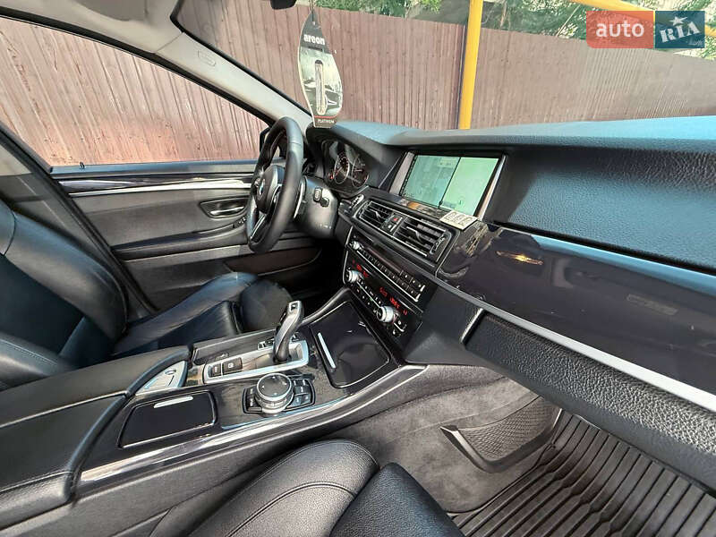 Седан BMW 5 Series 2015 в Одессе