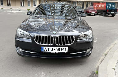 Седан BMW 5 Series 2012 в 