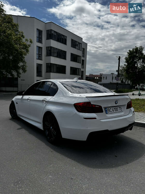 Седан BMW 5 Series 2015 в Львові