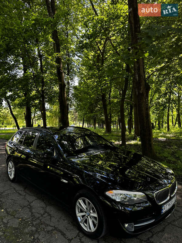 Универсал BMW 5 Series 2012 в Калуше