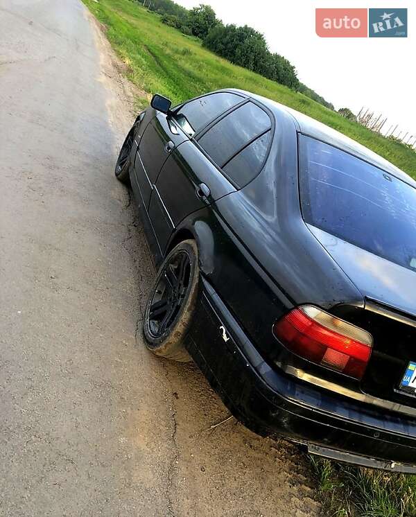 Седан BMW 5 Series 1996 в Харкові