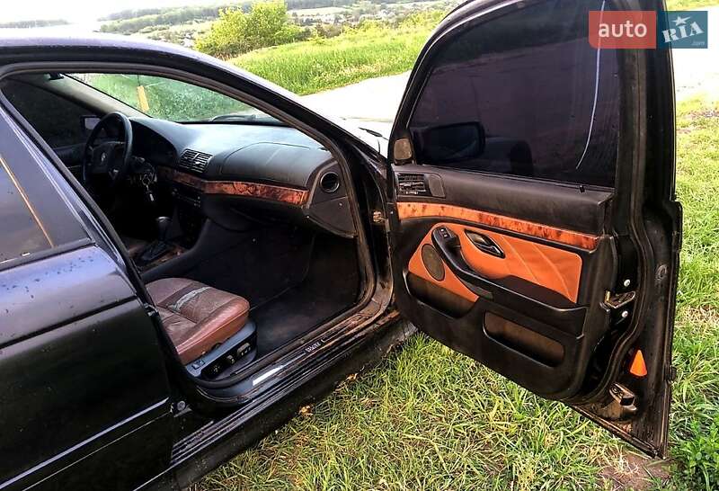 Седан BMW 5 Series 1996 в Харкові