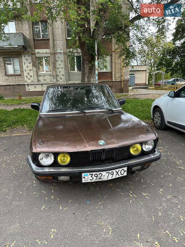 BMW 5 Series 1984