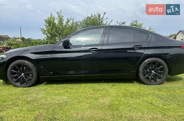Седан BMW 5 Series 2022 в 