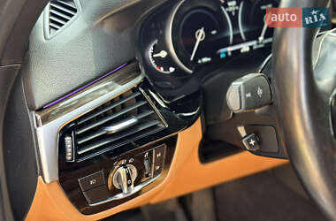 Седан BMW 5 Series 2017 в 
