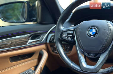 Седан BMW 5 Series 2017 в 