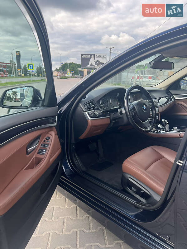 Седан BMW 5 Series 2016 в Виннице