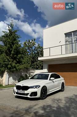 Седан BMW 5 Series 2017 в 