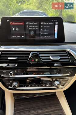 Седан BMW 5 Series 2017 в 