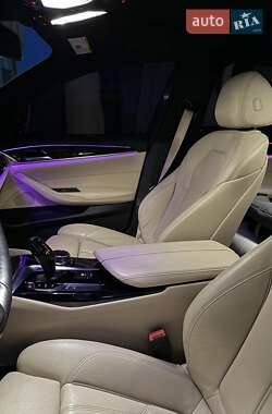 Седан BMW 5 Series 2017 в 
