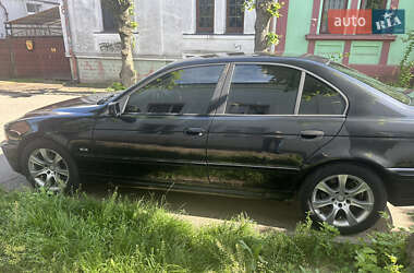 Седан BMW 5 Series 2000 в 