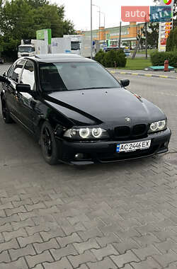 Седан BMW 5 Series 2000 в Костопілі