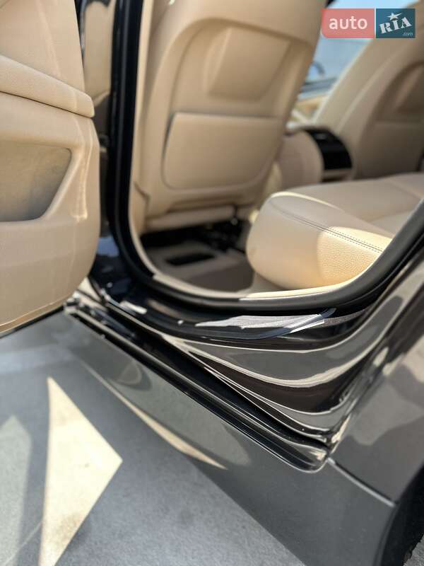 Седан BMW 5 Series 2016 в Киеве фото 8 Седан BMW 5 Series 2016 в Киеве