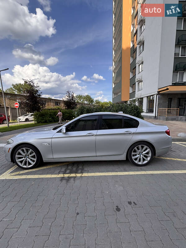 BMW 5 Series 2011 BMW 5 Series 2011