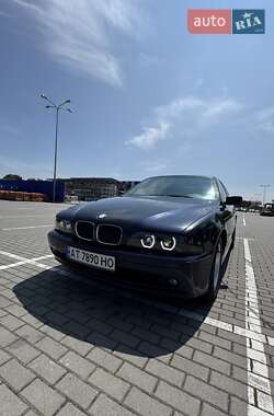 Седан BMW 5 Series 2000 в 