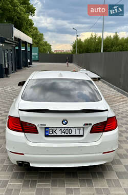 Седан BMW 5 Series 2012 в 