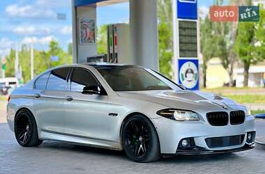 Седан BMW 5 Series 2014 в Николаеве