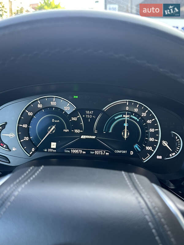 Седан BMW 5 Series 2018 в Львове