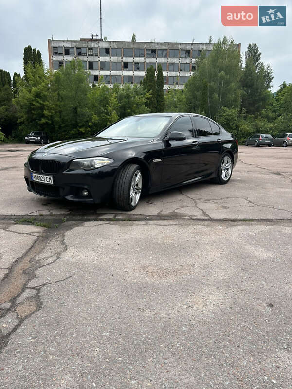 Седан BMW 5 Series 2014 в 