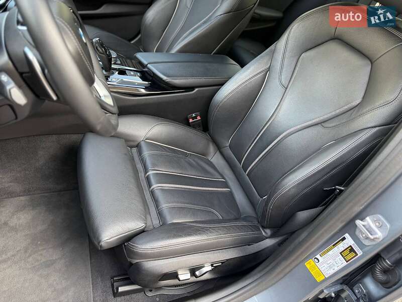 Седан BMW 5 Series 2019 в Одессе
